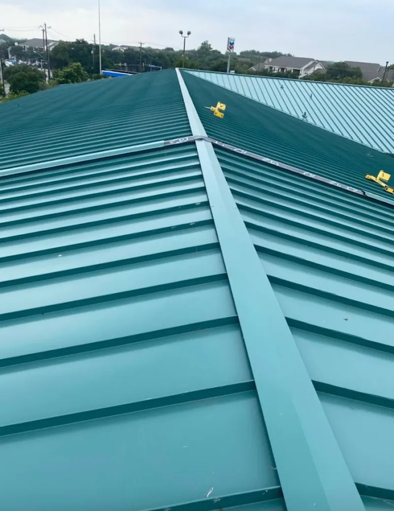 Green commercial metal roof ridge and valley for Metal Roof Repair in Memphis